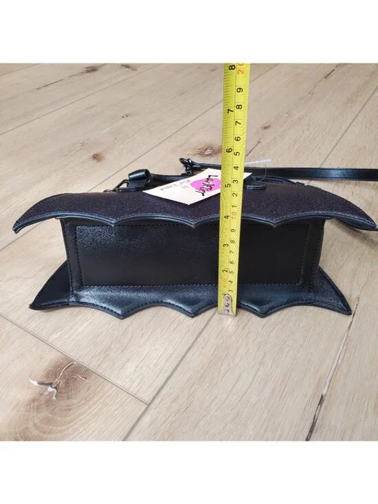 Luv Betsey Johnson Sparkle Bat Crossbody Black Bag Goth Witch Costume Halloween - Picture 8 of 12